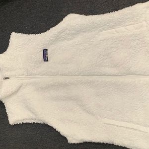 Patagonia “Los Gatos” vest, women’s size Large, Birch White.